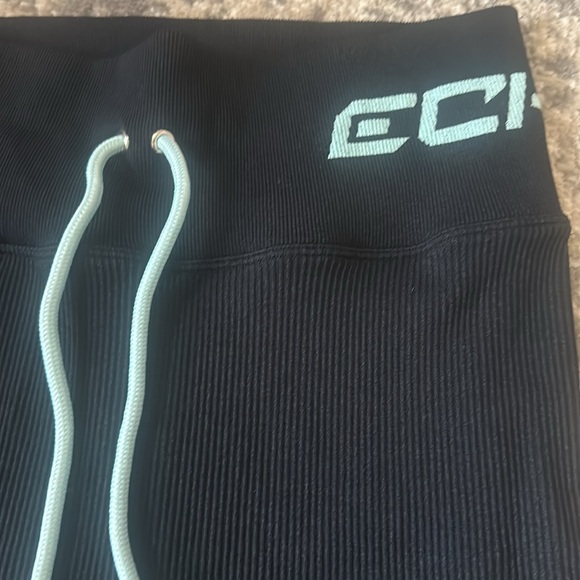 Echt Arise Style Shorts V2 - Black Green- Large (12) - Picture 4 of 6